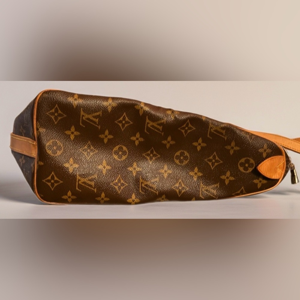 ❌ SOLD ❌ Louis Vuitton Monogram Sac Flanerie 45 Bag (Exterior Cowhide Refurb) - Picture 7 of 16